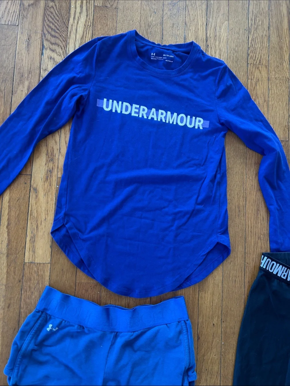 Under Armour Kids xs Royal Blue Long Sleeve Top with Blue Shorts & Black Leg lot